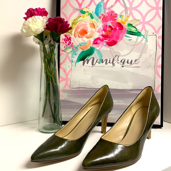 Nine West Pumps - Picture 1 of 3